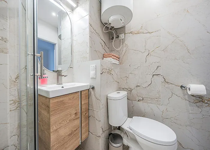 Hello So Close Apartman