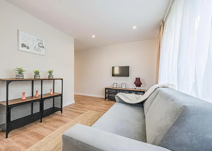 Apartman Hello So Close